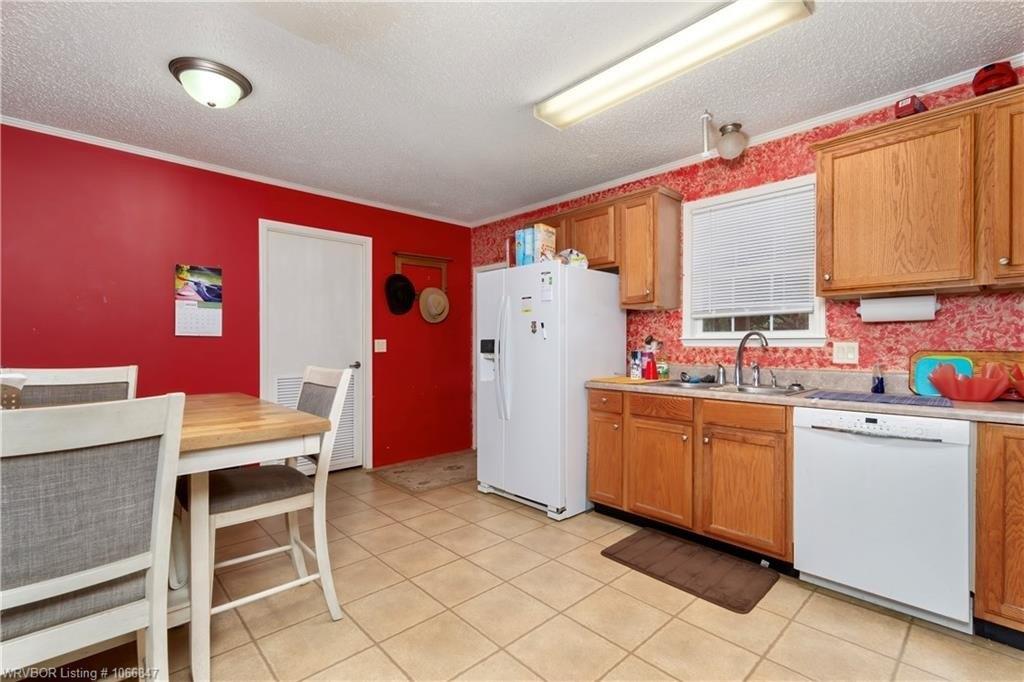 E 1030 Rd, Sallisaw, OK 74955