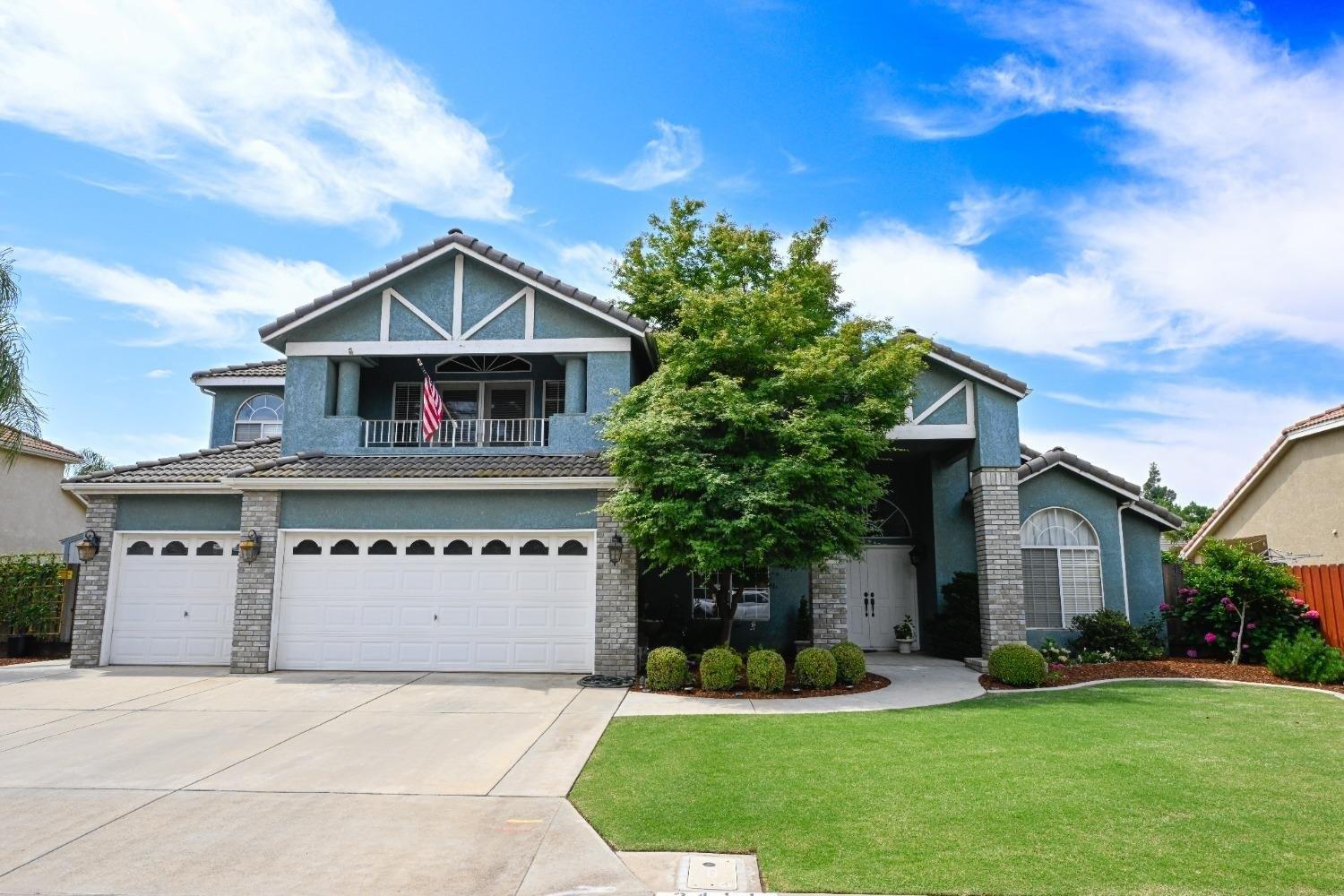 E Salem Ave, Fresno, CA 93720