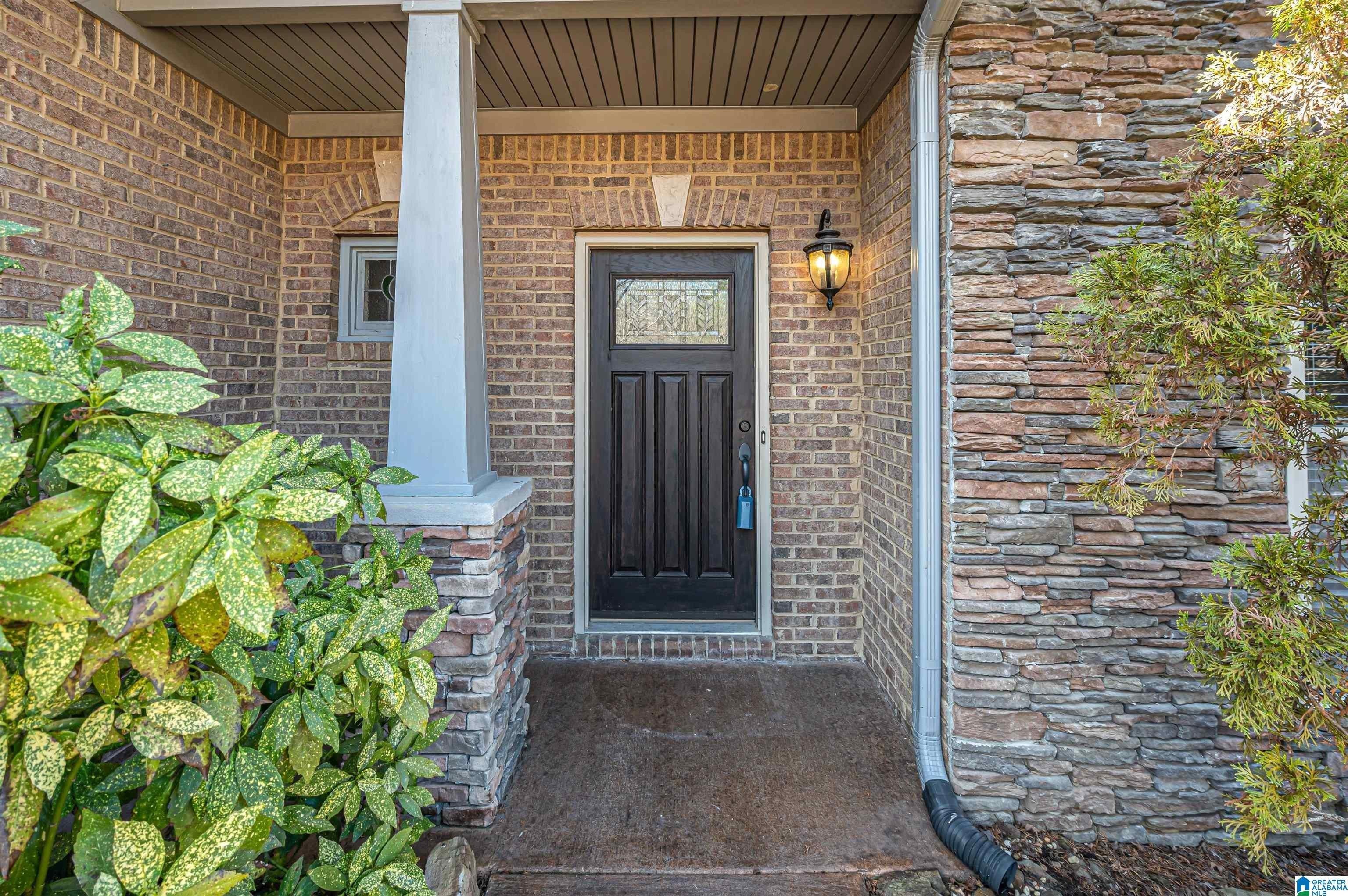 River Oaks Ln, Helena, AL 35080
