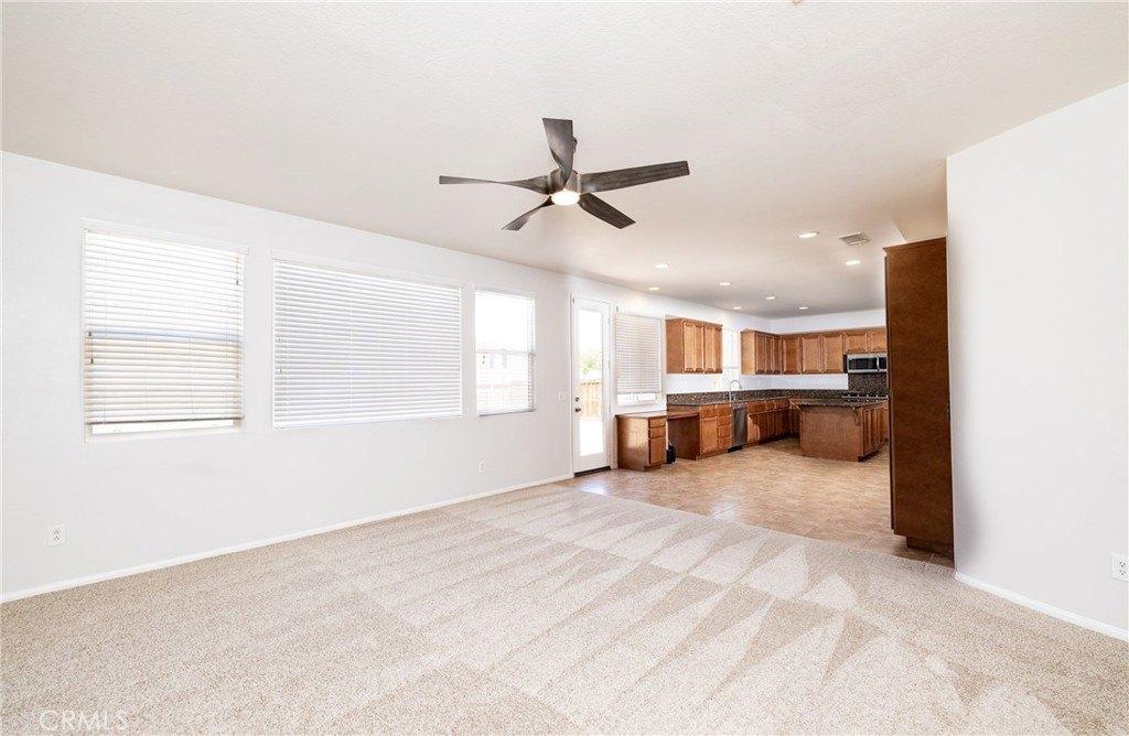 Camino De Oro Pl, Victorville, CA 92394
