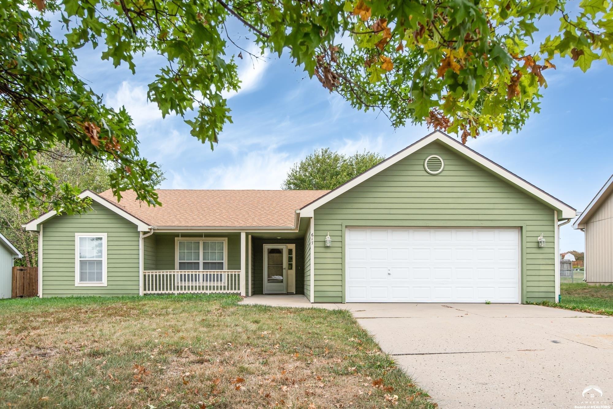 N Salsbury Ct, Lawrence, KS 66049