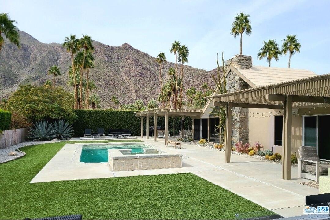 W Via Vadera, Palm Springs, CA 92262