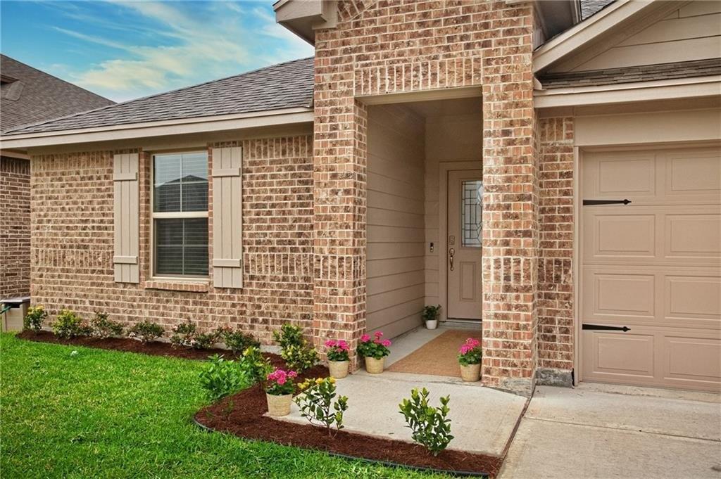 Tristan Dr, Corpus Christi, TX 78414