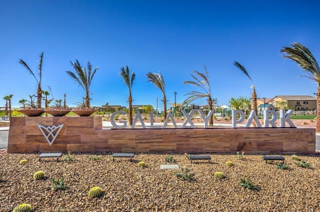 Solitude Falls Ave, North Las Vegas, NV 89084