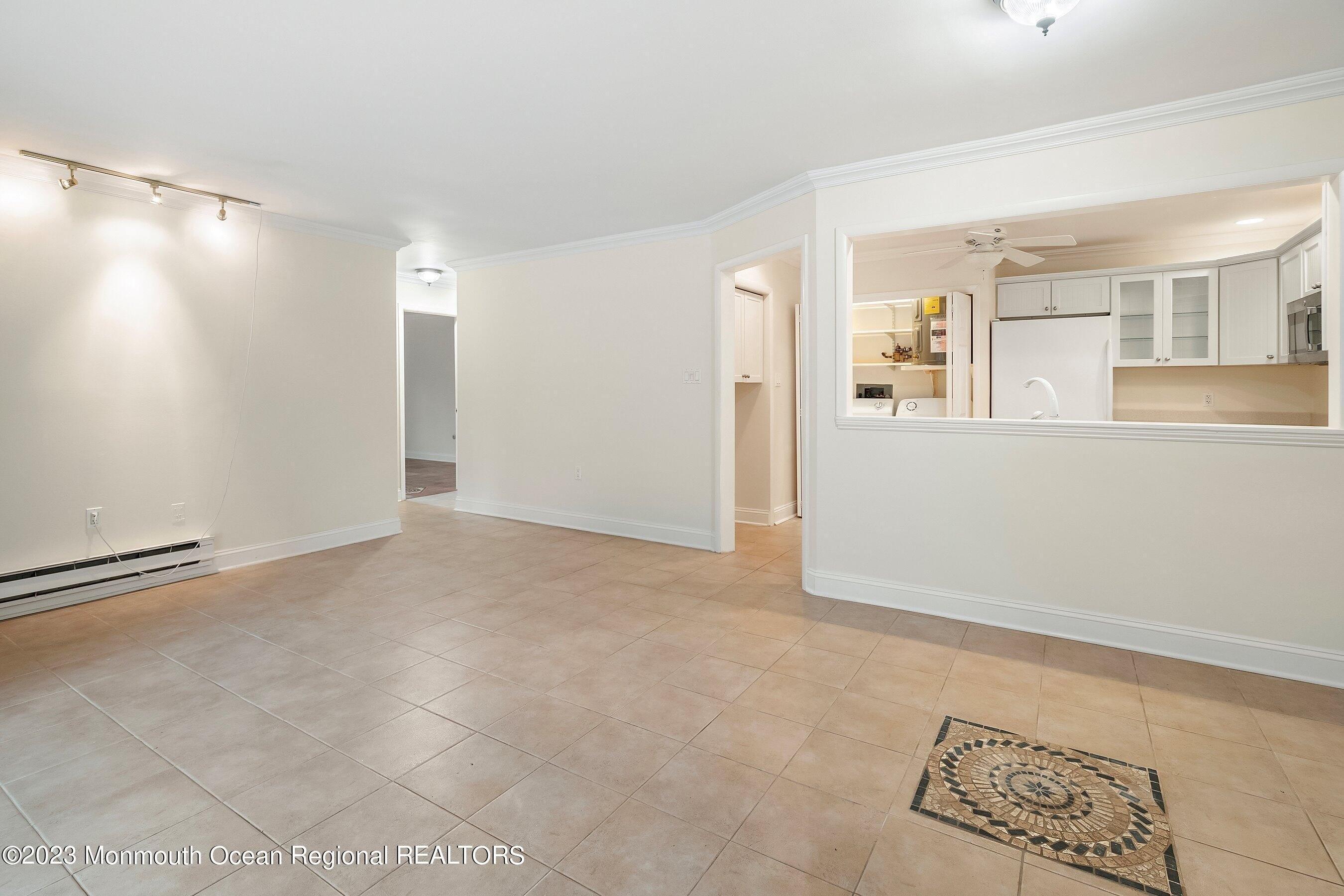 Medford Ct, Red Bank, NJ 07701