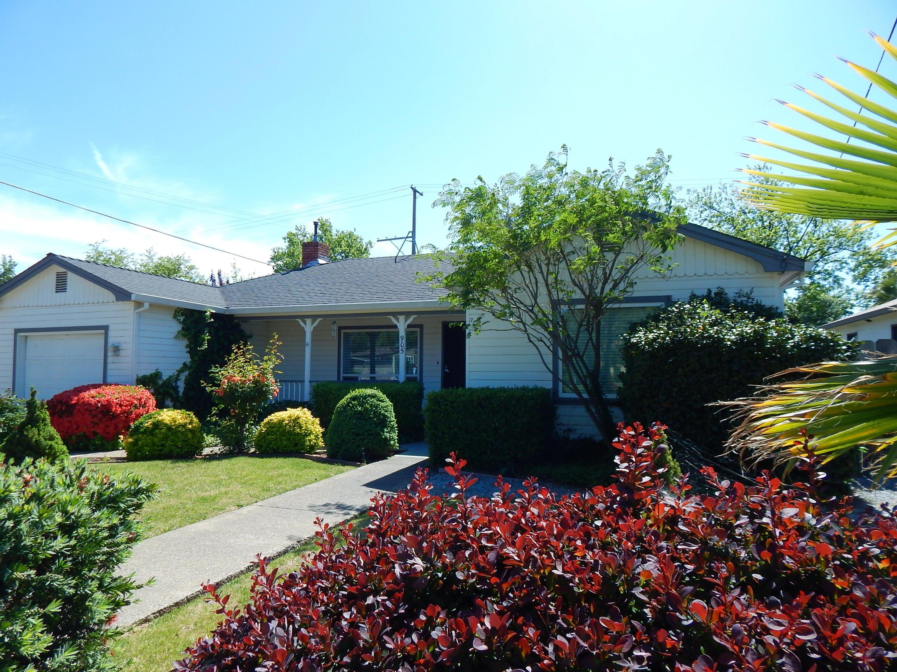 South St, Redding, CA 96001