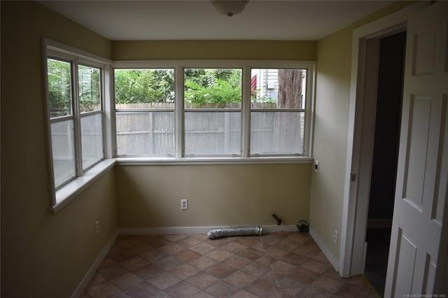 S Seneca Ave, Bartlesville, OK 74003