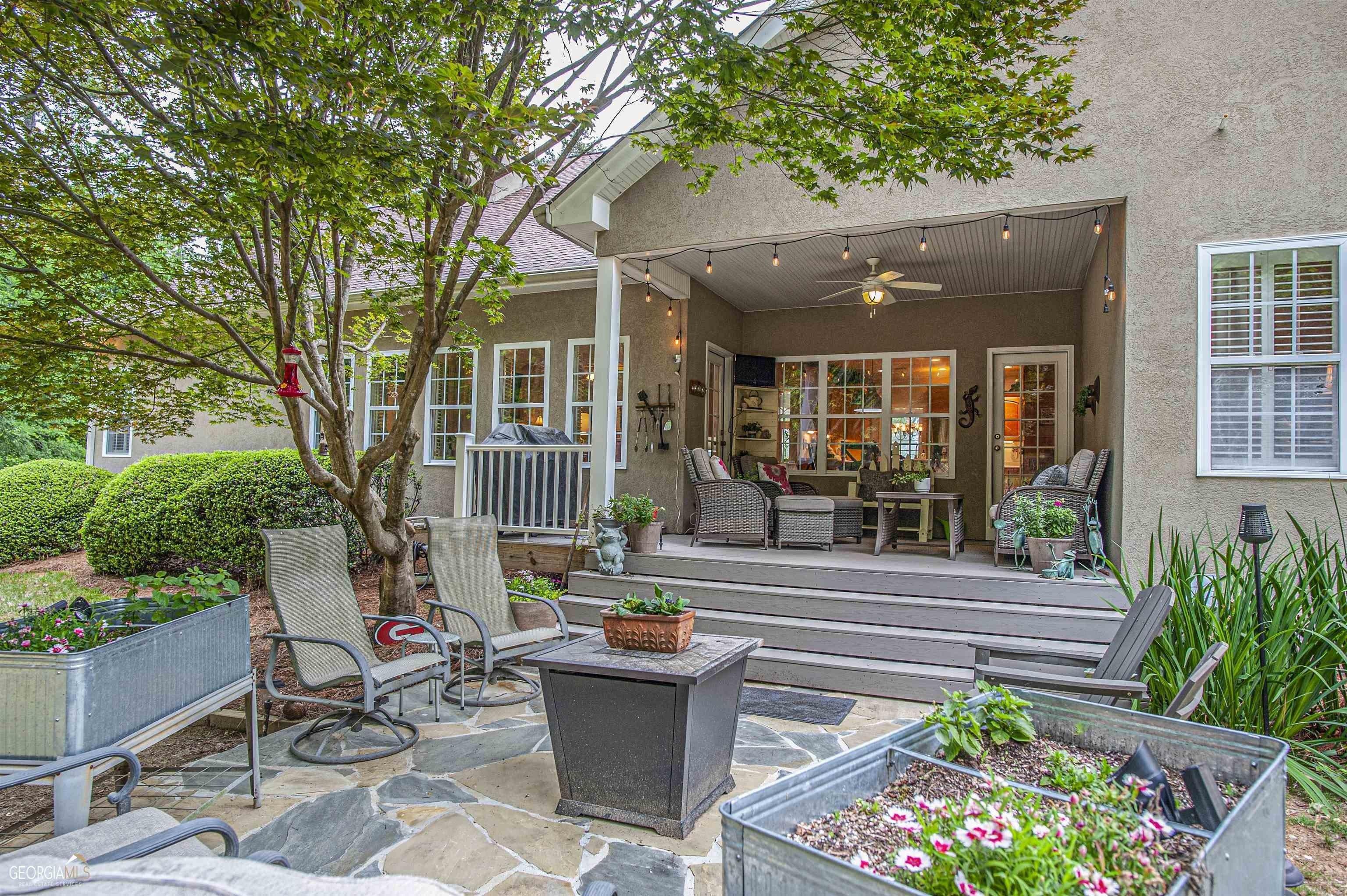 Cornish Trace Dr, Covington, GA 30014