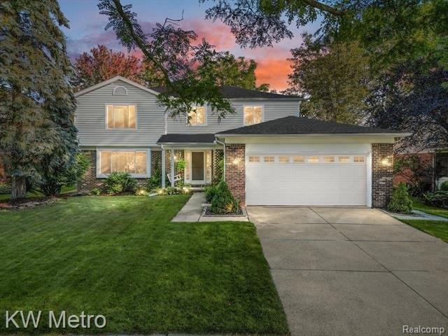 Bartlett Dr, Canton, MI 48187