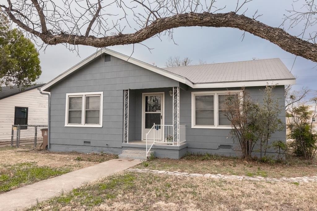 Howard St, San Angelo, TX 76901