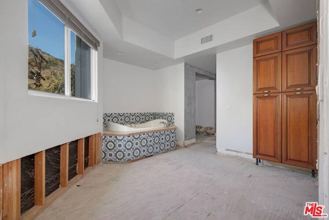Curson Pl, Los Angeles, CA 90046