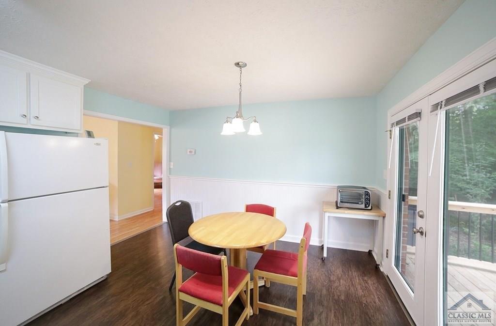 Gordon Cir, Winterville, GA 30683