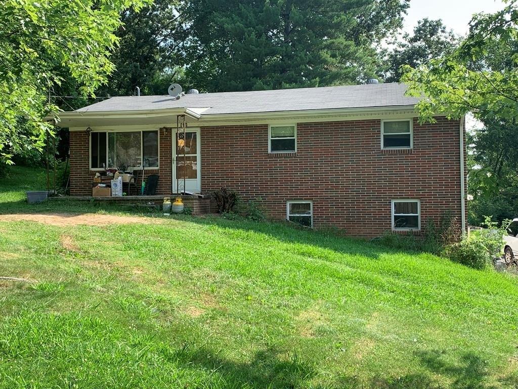 Pleasant View Dr, Dandridge, TN 37725