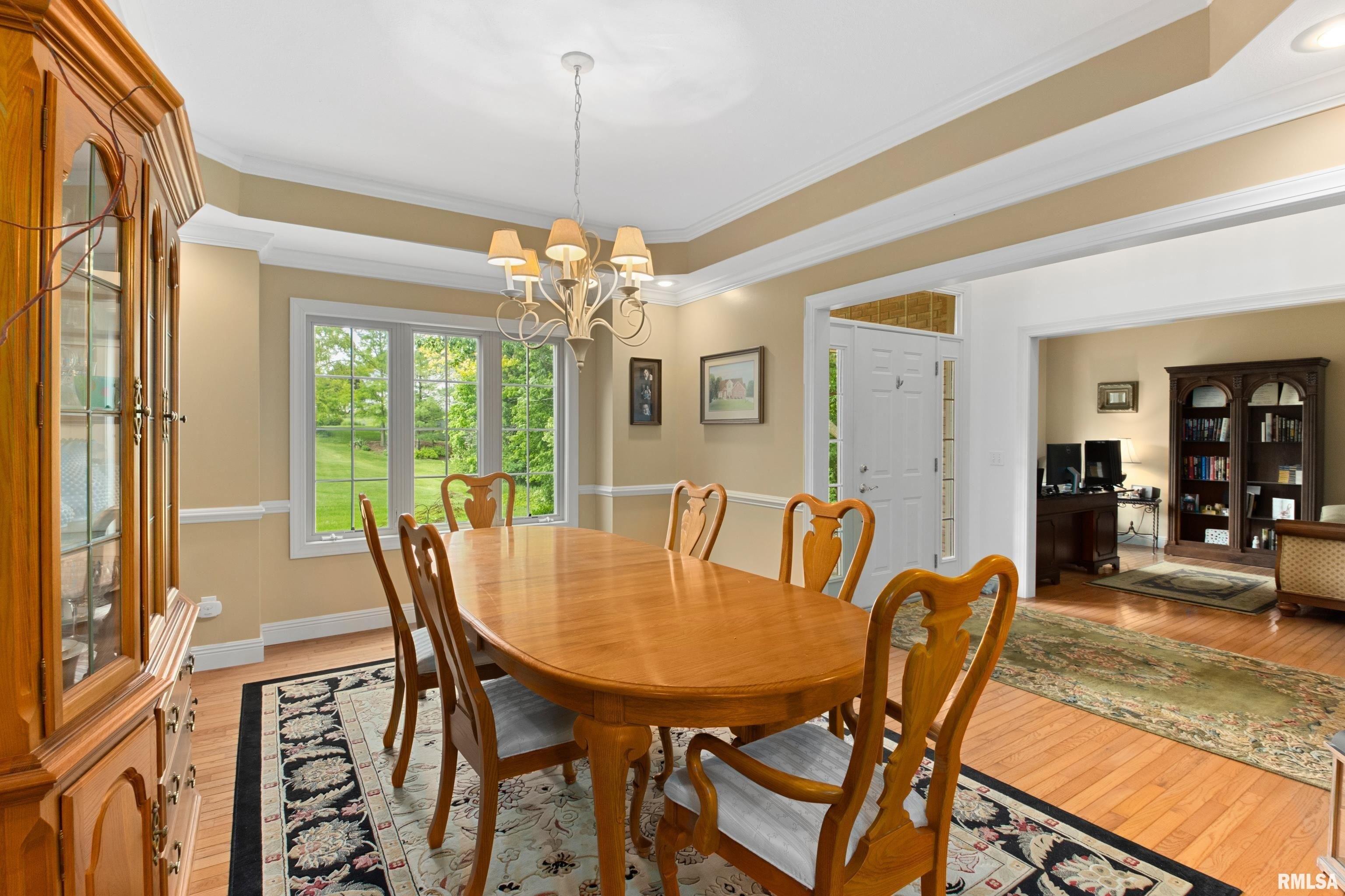 Elizabeth Pointe Dr, Germantown Hills, IL 61548