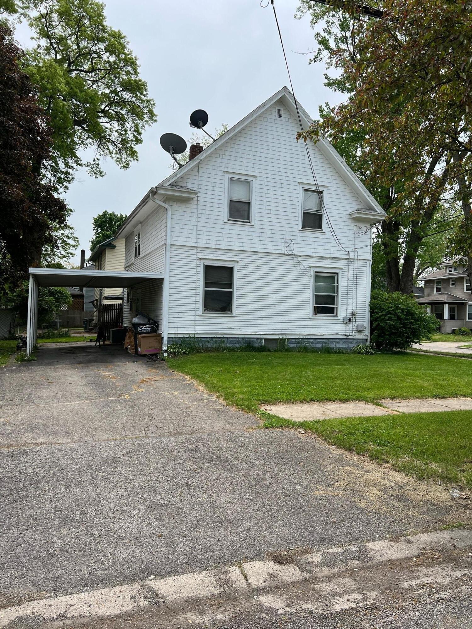 N Elm Ave, Jackson, MI 49202