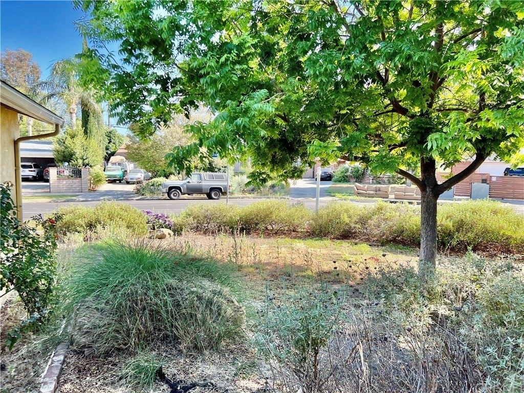 Ponce Ave, West Hills, CA 91307
