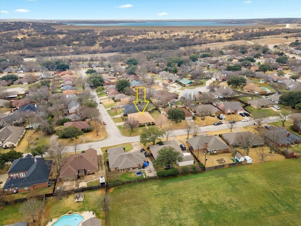 Trinity Dr, Benbrook, TX 76126