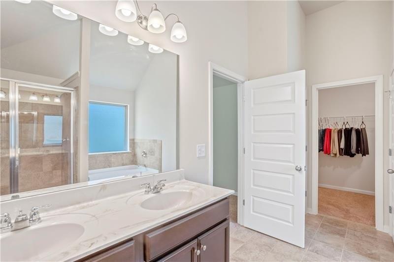 Escalade Dr, Mcdonough, GA 30253