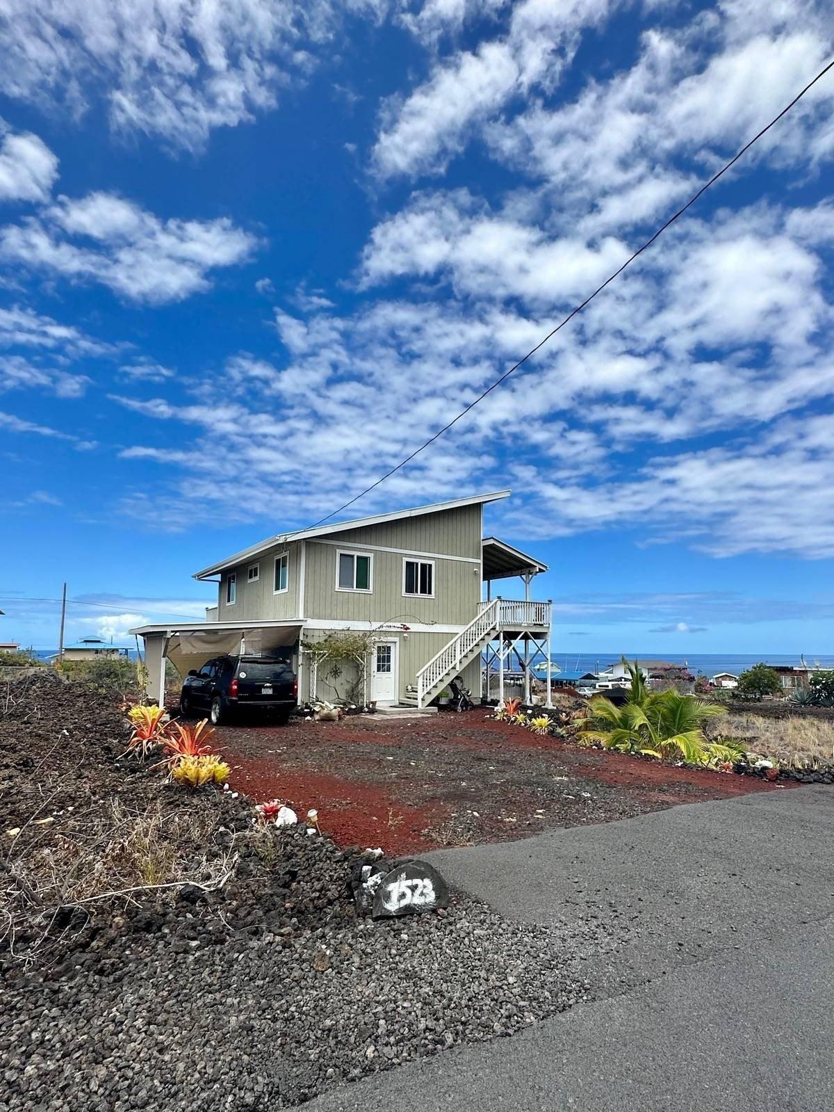Eono Ave, Captain Cook, HI 96704