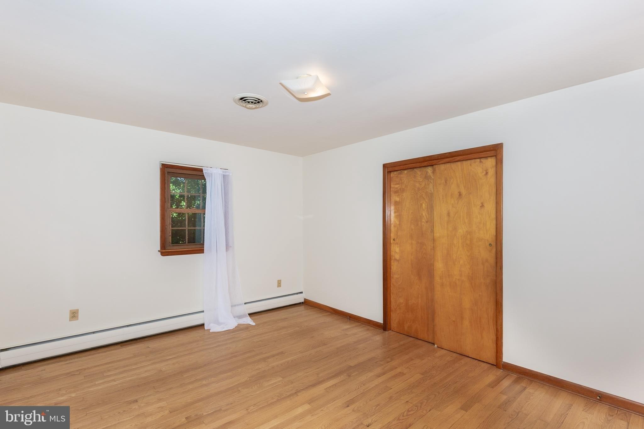London Bridge Rd, Sykesville, MD 21784