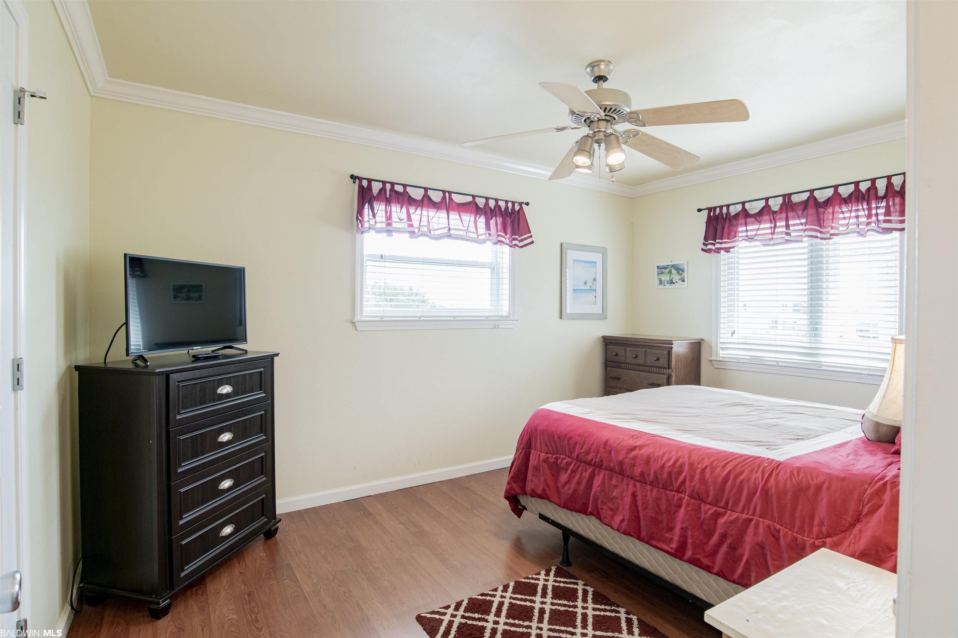 E Beach Blvd, Gulf Shores, AL 36542