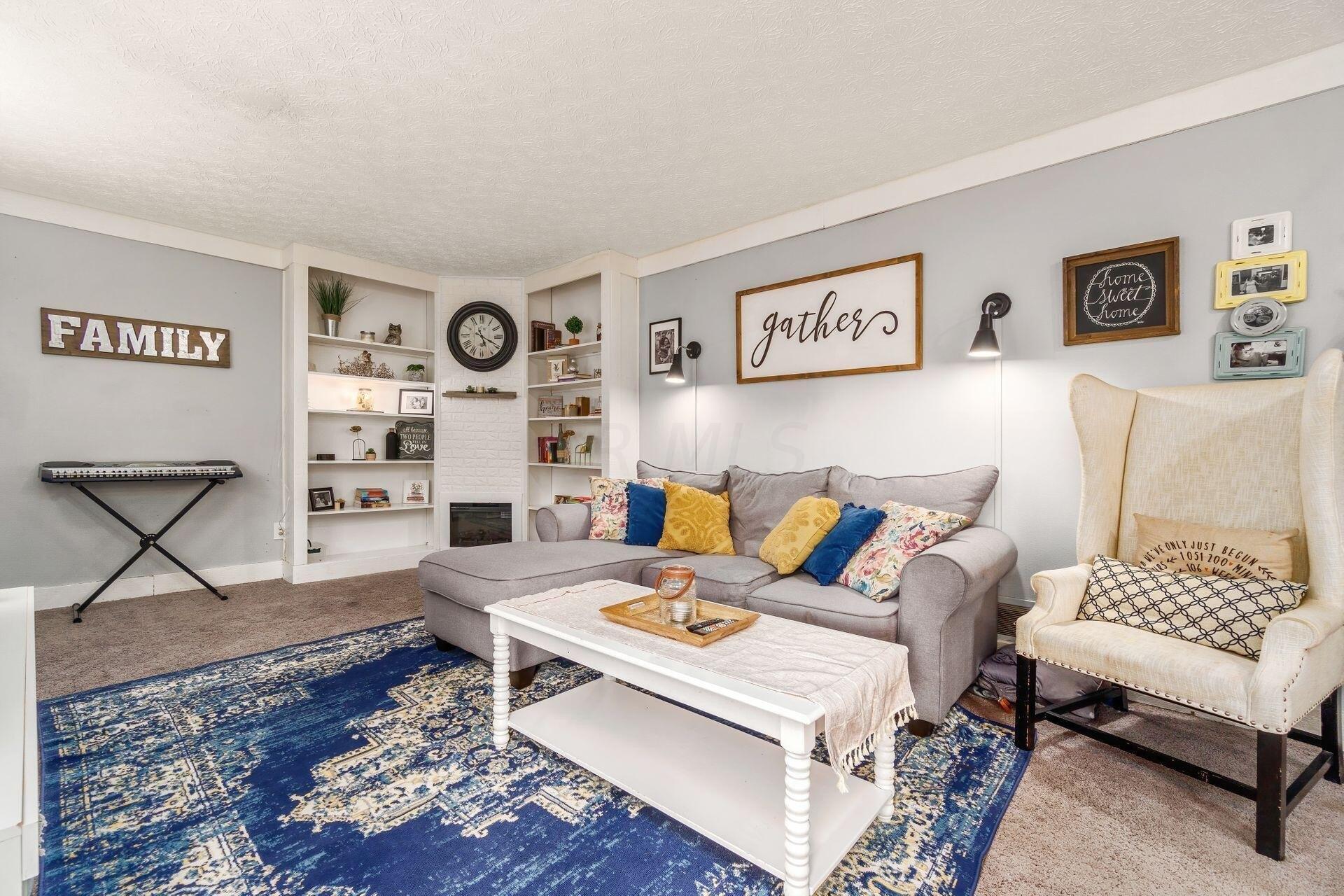 Lynbridge Dr, Reynoldsburg, OH 43068