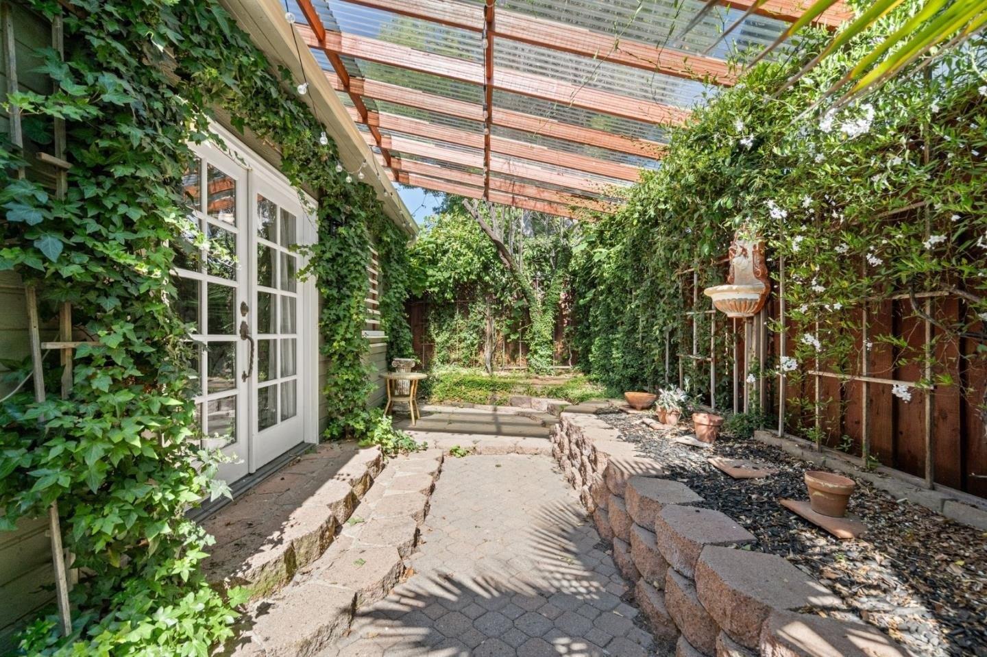 W Rincon Ave, Campbell, CA 95008