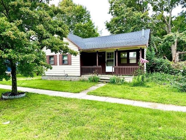Lake St, Lexington, MI 48450