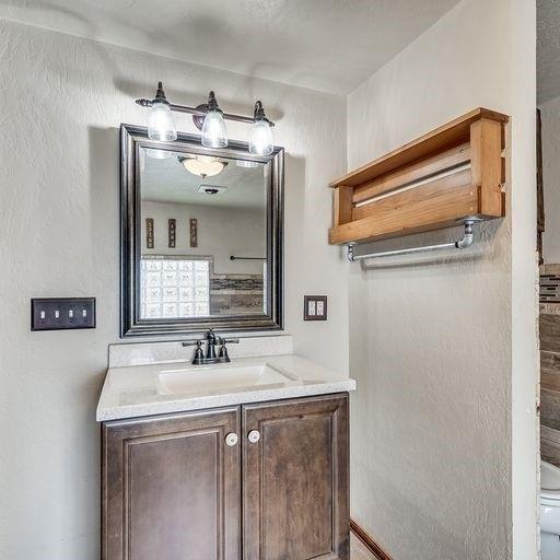W Watts St, El Reno, OK 73036
