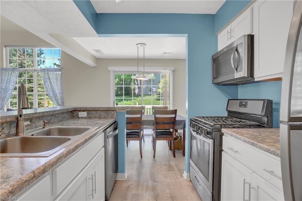 Strawbridge Cir, Macedonia, OH 44056