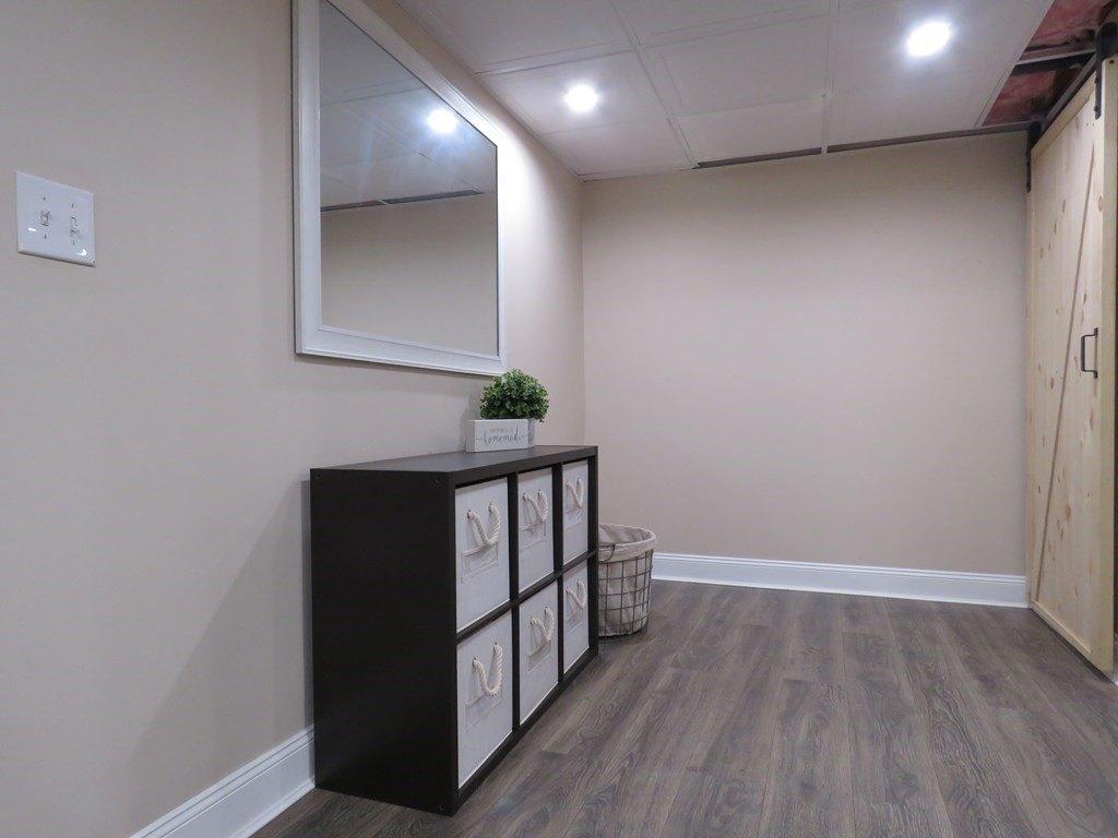 Walnut Plain Rd, Rochester, MA 02770