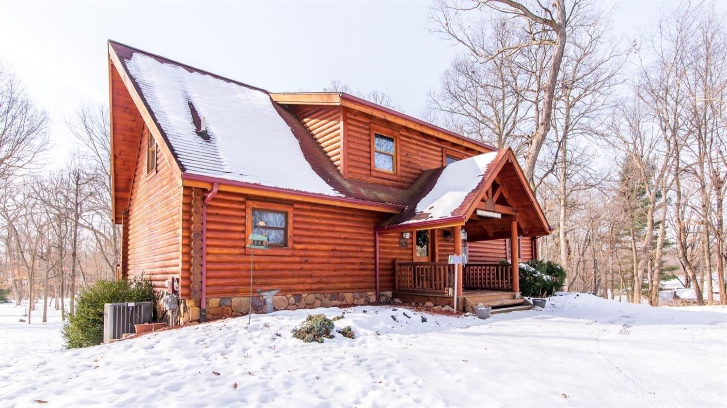Donnely Rd, Jackson, MI 49201