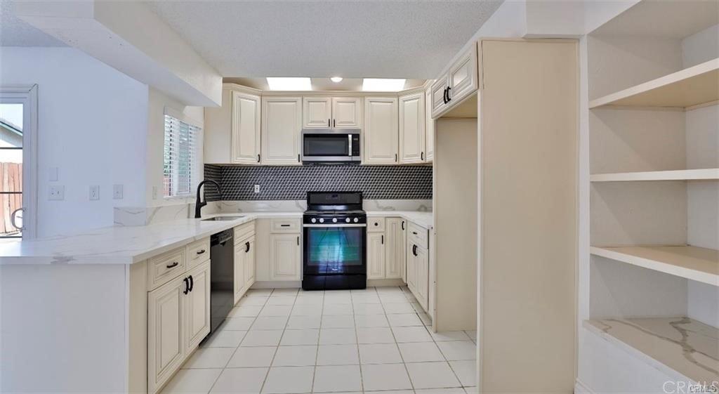 Parkland Ave, Moreno Valley, CA 92557