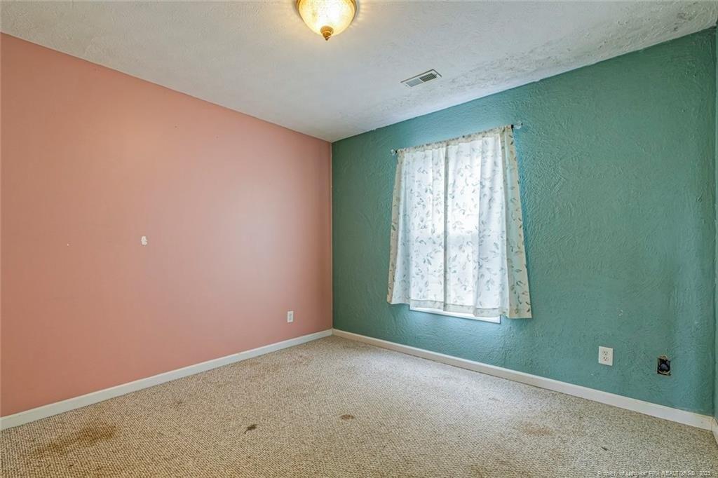 Northview Dr, Sanford, NC 27332