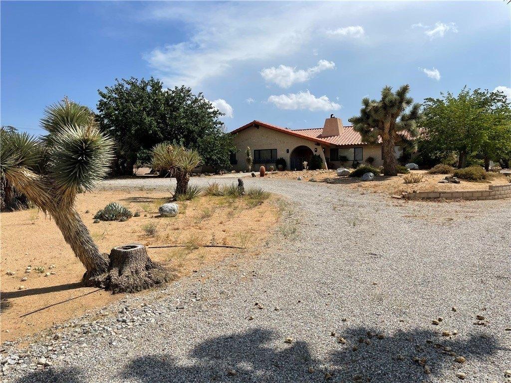 Joshua Ln, Yucca Valley, CA 92284