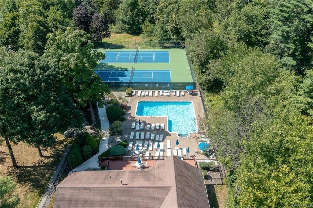 Tamarack Ln, Brewster, NY 10509