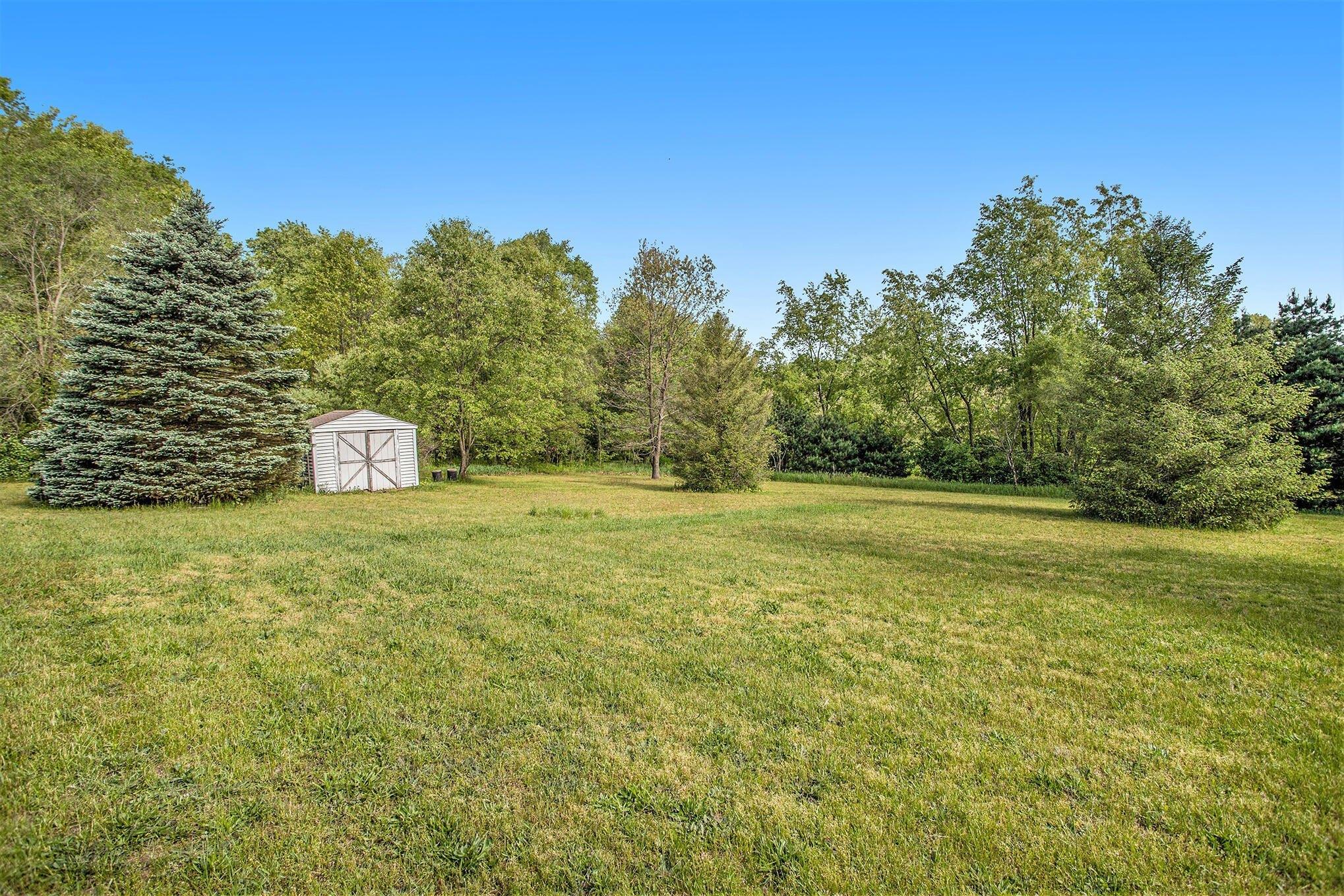 Winifred Ave, Benton Harbor, MI 49022