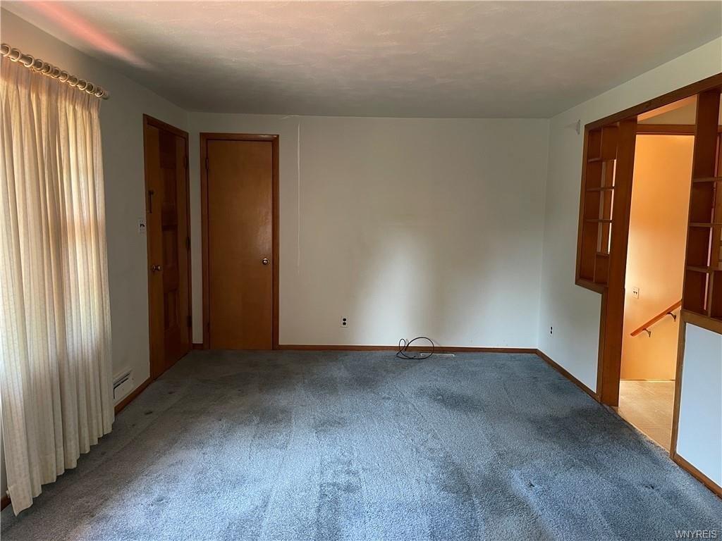 Woodside Ave, Buffalo, NY 14220