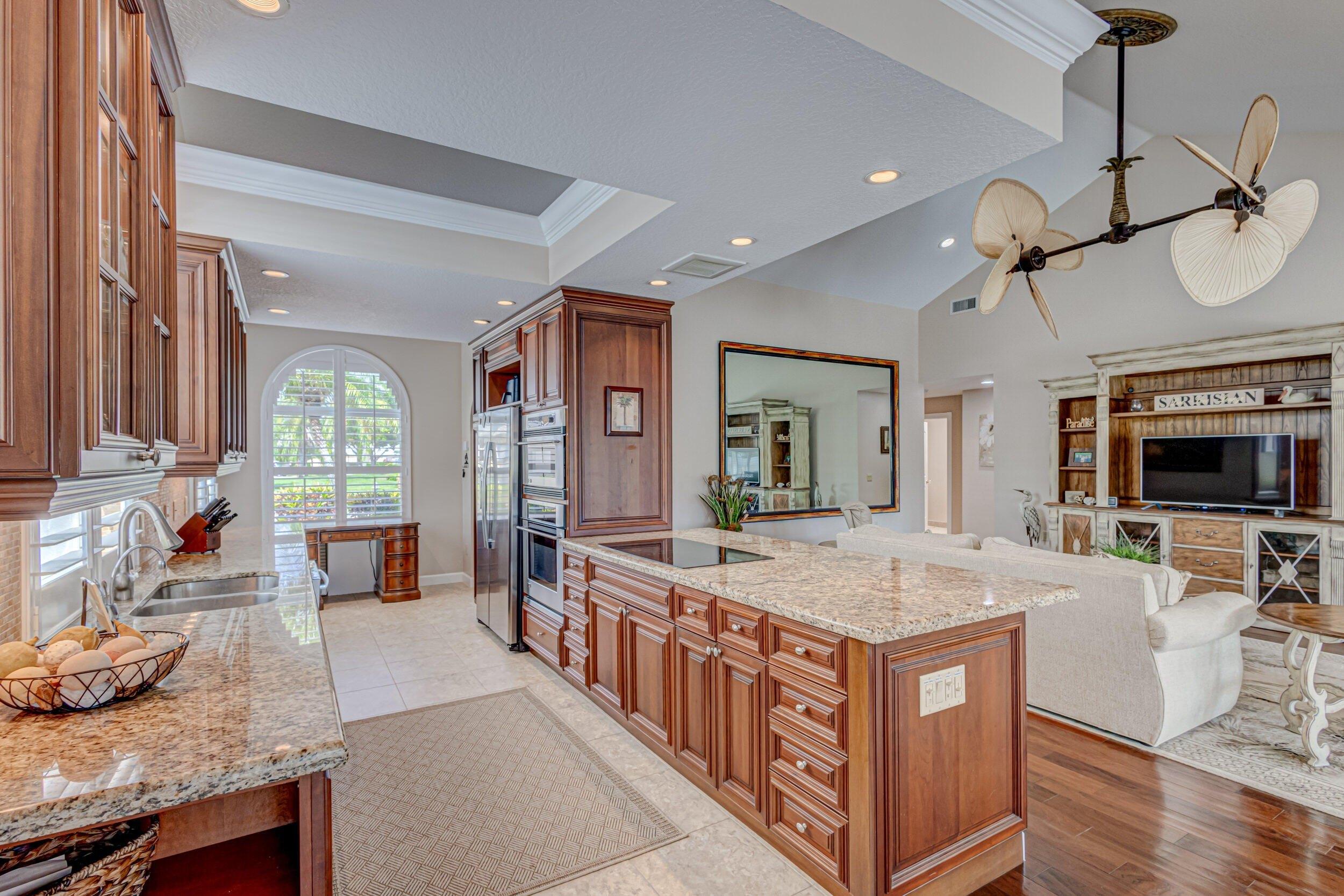 Saratoga Bay Dr, West Palm Beach, FL 33409