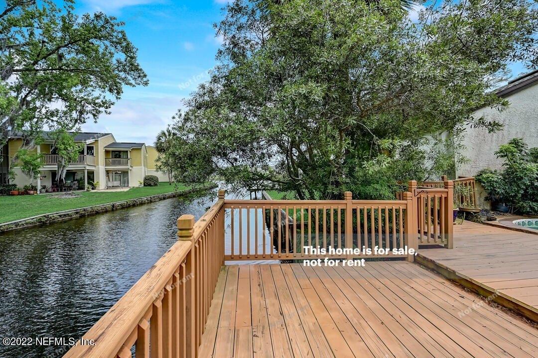 Baymeadows Cir W, Jacksonville, FL 32256