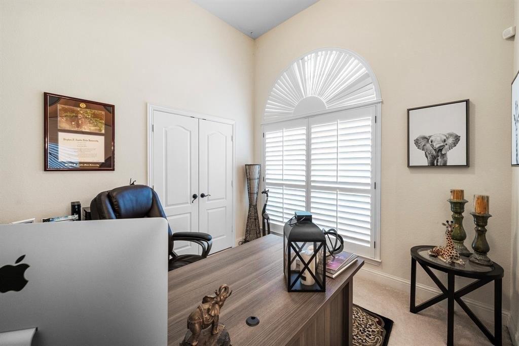 Union Dr, Arlington, TX 76002