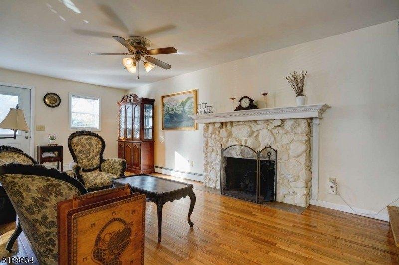 Navajo Ave, Lake Hiawatha, NJ 07034