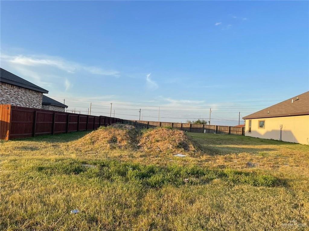 Stardust Ln, Edinburg, TX 78541