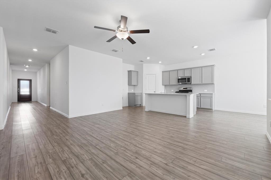 Barbaro Dr, Forney, TX 75126