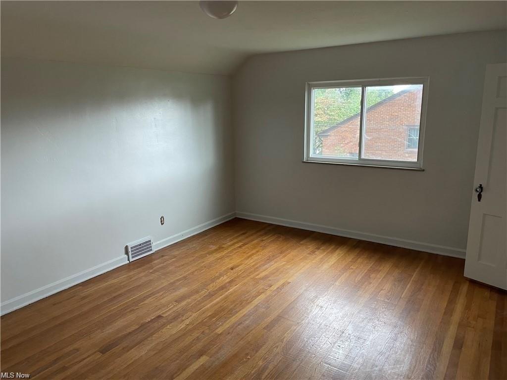 Mccracken Blvd, Garfield Heights, OH 44125