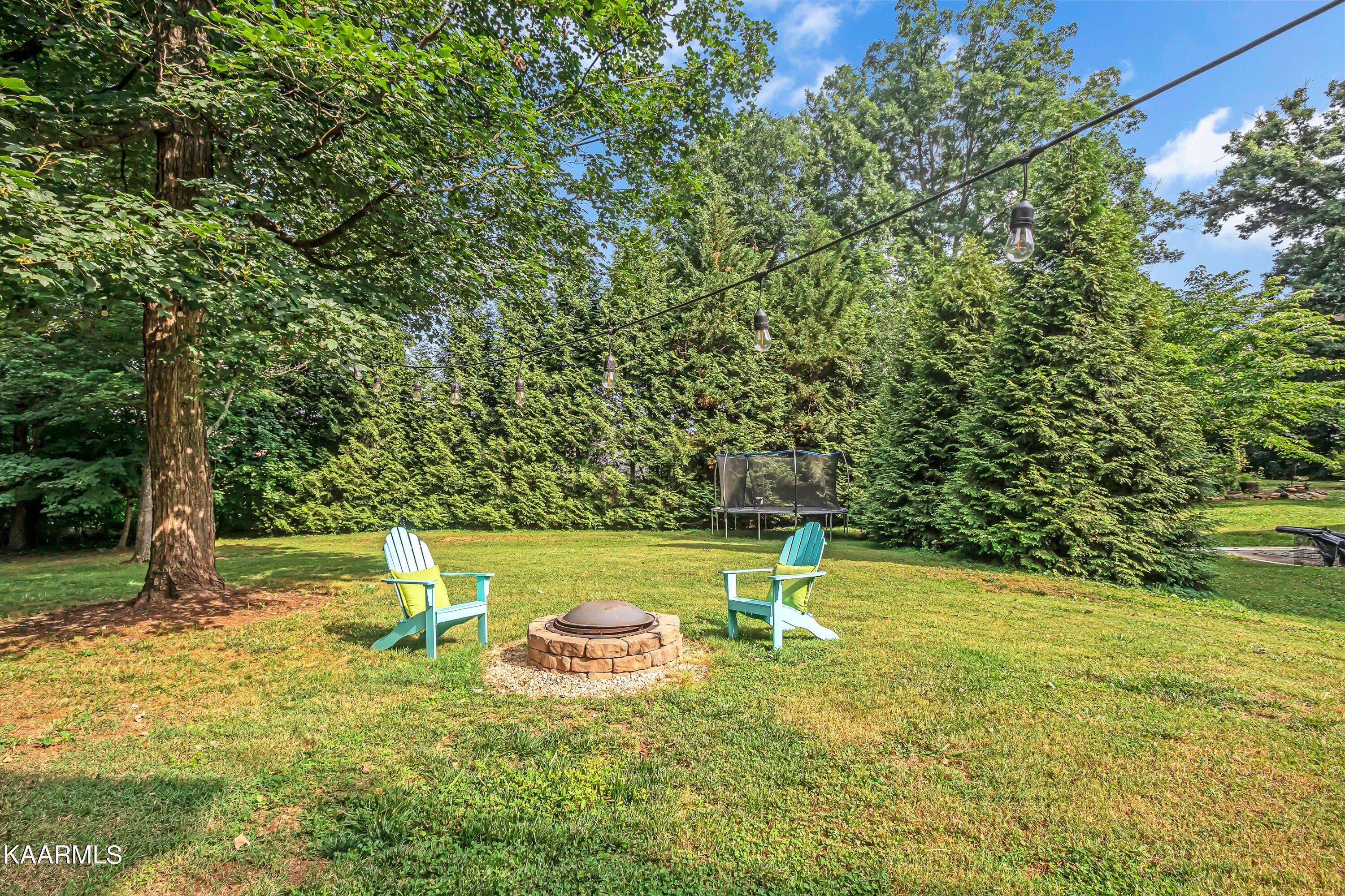 Forest Ridge Cir, Knoxville, TN 37932