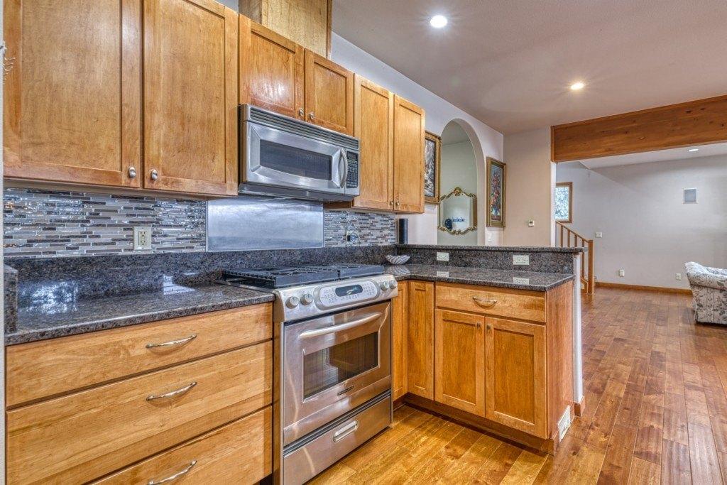 Shorewood Dr, Bremerton, WA 98312