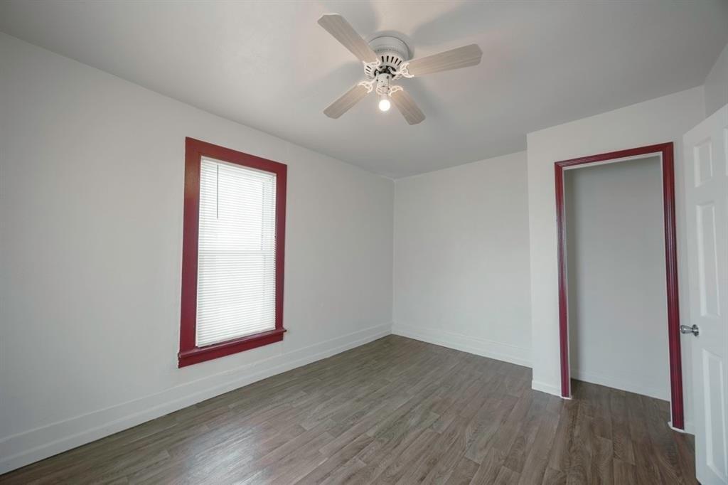 3rd St, Perry, IA 50220