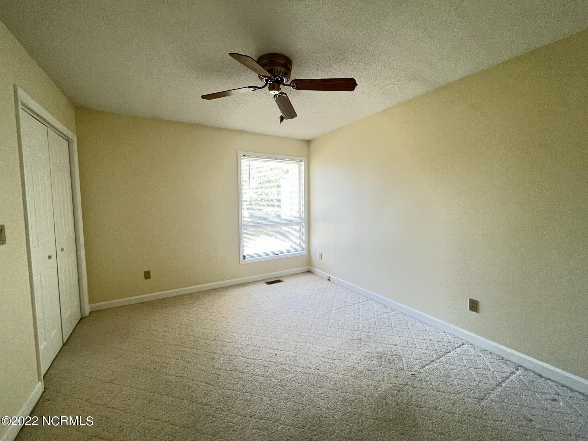 Caracara Dr, New Bern, NC 28560