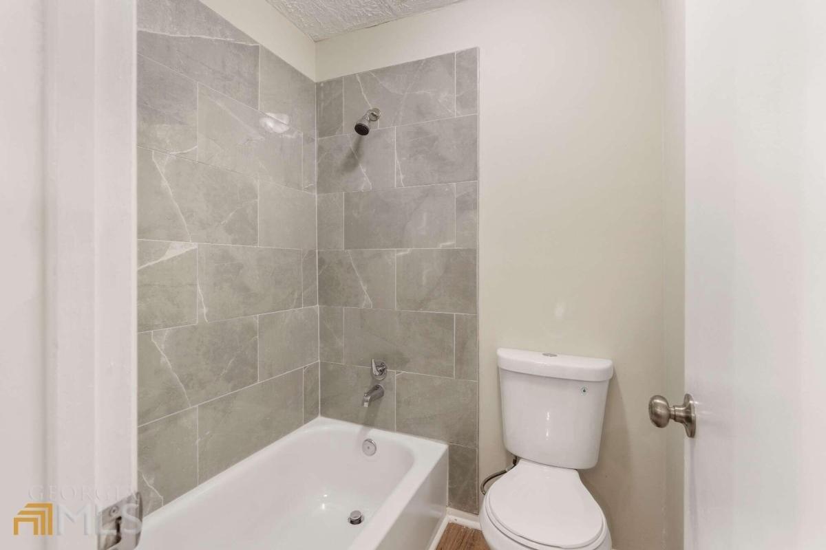 Embers Dr Se, Marietta, GA 30067